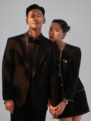 -至臻微拉婚纱摄影