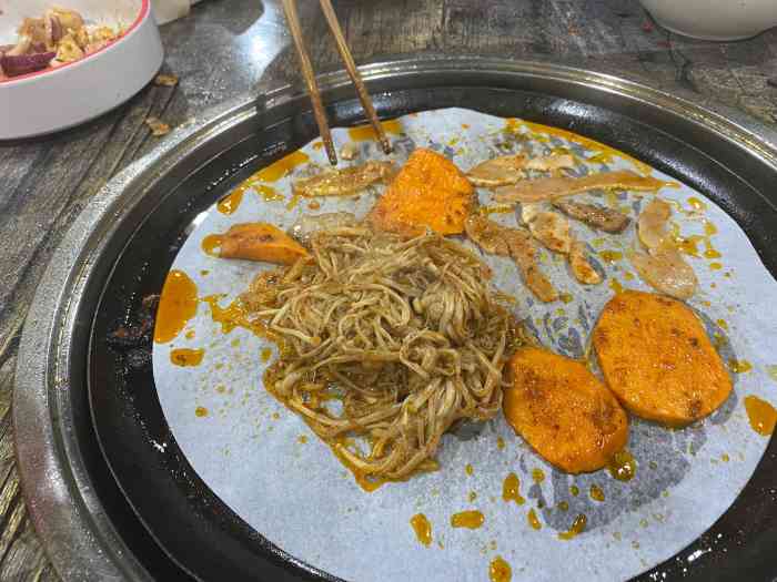 留效烤肉(南二环店)-"听闻是很火爆的烤肉,特地和朋友一起来吃,.