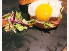 -HIGH FIVE哈福手工汉堡(桂林路店)