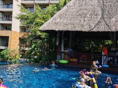 -三亚湾海居铂尔曼度假酒店