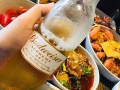 -龙巢盱眙龙虾·牛蛙·烧烤宵夜(八卦岭店)