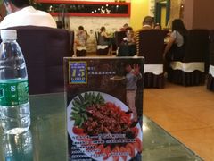 -刘姐啤酒鱼民族演艺餐厅(西街总店)