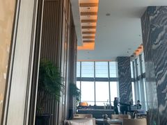靠窗位-悦厅·下午茶(杭州柏悦酒店)