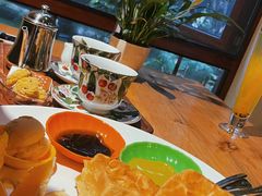 -月亮眼花园餐厅书吧酒吧