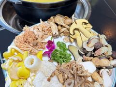 -野菌皇海景野生菌火锅(滨海大道店)