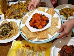 -东来菜馆•手抓海鲜家常菜•海鲜锅贴(鸽子窝店)
