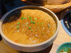 阿婆烧的手工苕粉-吃饭皇帝大(合生汇店)