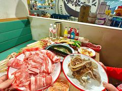 -言玖鲜火锅串串披萨自助(益田假日店)