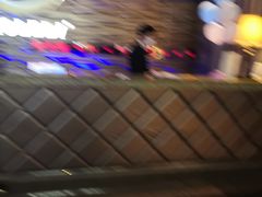 -好乐迪(张扬路八佰伴店)