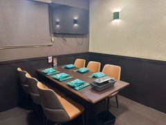 -曼听小寨海鲜烧烤·大连辣炒大王(盖州街店)