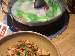 -吃饭皇帝大·土家民族菜(温州万象城店)
