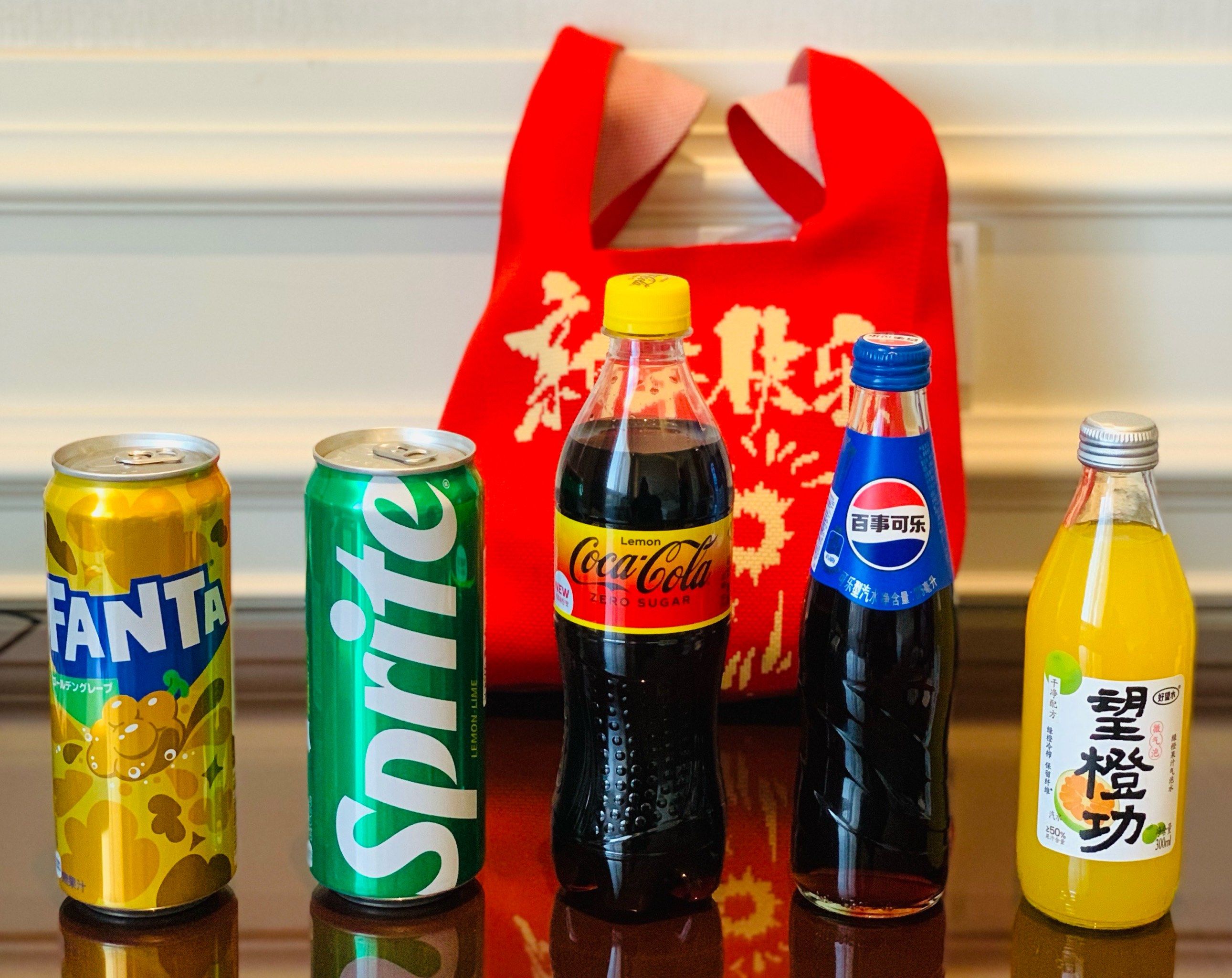 年货必备饮料,可口和百事