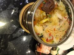 -小天鹅戴斯酒店鲸鲨百汇创作料理