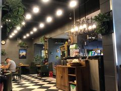 -愉肴麻辣香锅(中山路店)