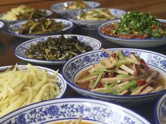 -杨三娘跷脚牛肉(羊子山西路店)