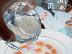 -燕庭·纯燕窝·甜品下午茶(南京西路店)