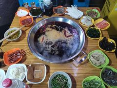 -毛毛老火锅(八年观音桥店)