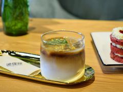 -ZING COFFEE 镜咖啡