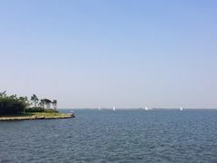 -上海滴水湖皇冠假日酒店