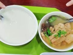 -老回回烩面馆(左家庄店)
