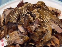 -乔家小院•非遗驴肉•青岛菜(滨河路店)