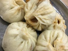 奥尔良鸡腿包-老陶包子铺(南大西南村店)