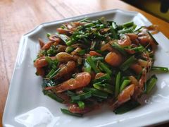 -临江餐馆二楼美食部落