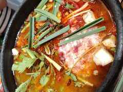 酸汤锅底-黔有有贵州酸汤夺夺粉火锅(五味十字店)