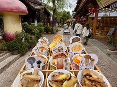 -菌自由丨野生菌火锅特色庭院餐厅(丽江古城店)