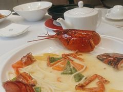 -曲江惠宾苑宾馆(大雁塔大唐不夜城店)