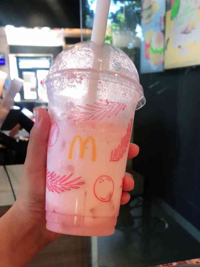 打分 草莓麦炫酷好喝,目前还特价只需5元!