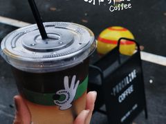 -Punchline Coffee&Roaster(同济大学店)