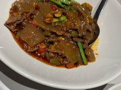 小炒黄牛肉-柴门头啖汤·经典川菜·慢火汤品(锦城万达店)