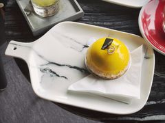 -UNI UNI(环亚凯瑟琳店)