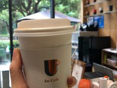 SOE蓝莓芝士拿铁-Au Cafe&Roastery(华侨城店)