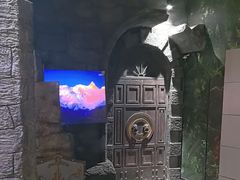 -暴风岛沉浸式体验馆(百联世纪店)