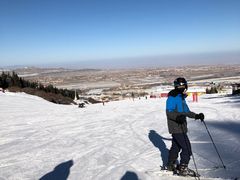 -丝绸之路山地度假区滑雪场