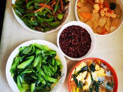 -鲸育宝宝月嫂(徐汇店)