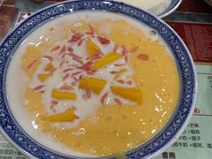 -赵记传承特色牛奶甜品(泉城广场店)