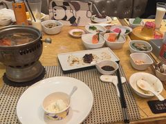 -雍和会海鲜姿造自助(湖东路店)