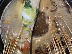 -袁记串串香(泉水轻轨站店)