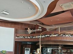 -MONICH牛排融合餐厅(和义大道购物中心店)