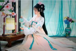 -九月鹰飞汉服摄影工作室
