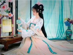 -九月鹰飞汉服摄影工作室