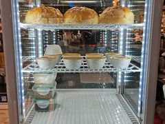 面包甜点陈列柜-米芝莲(南国花锦店)