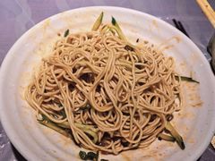 -肥肥虾庄·金牌油焖大虾(汉口城市广场店)