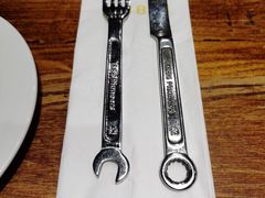 -1886德国汽车餐厅(外滩十六铺码头店)