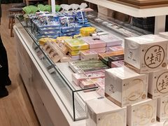 自助取餐区-好利来(温江合生汇店)