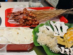 -钢管厂五区小郡肝串串香火锅(梅川路店)