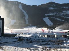 -鳌山滑雪度假区